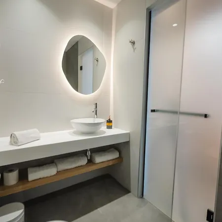 Pontikonisi Hotel & Suites Perama  Extérieur photo