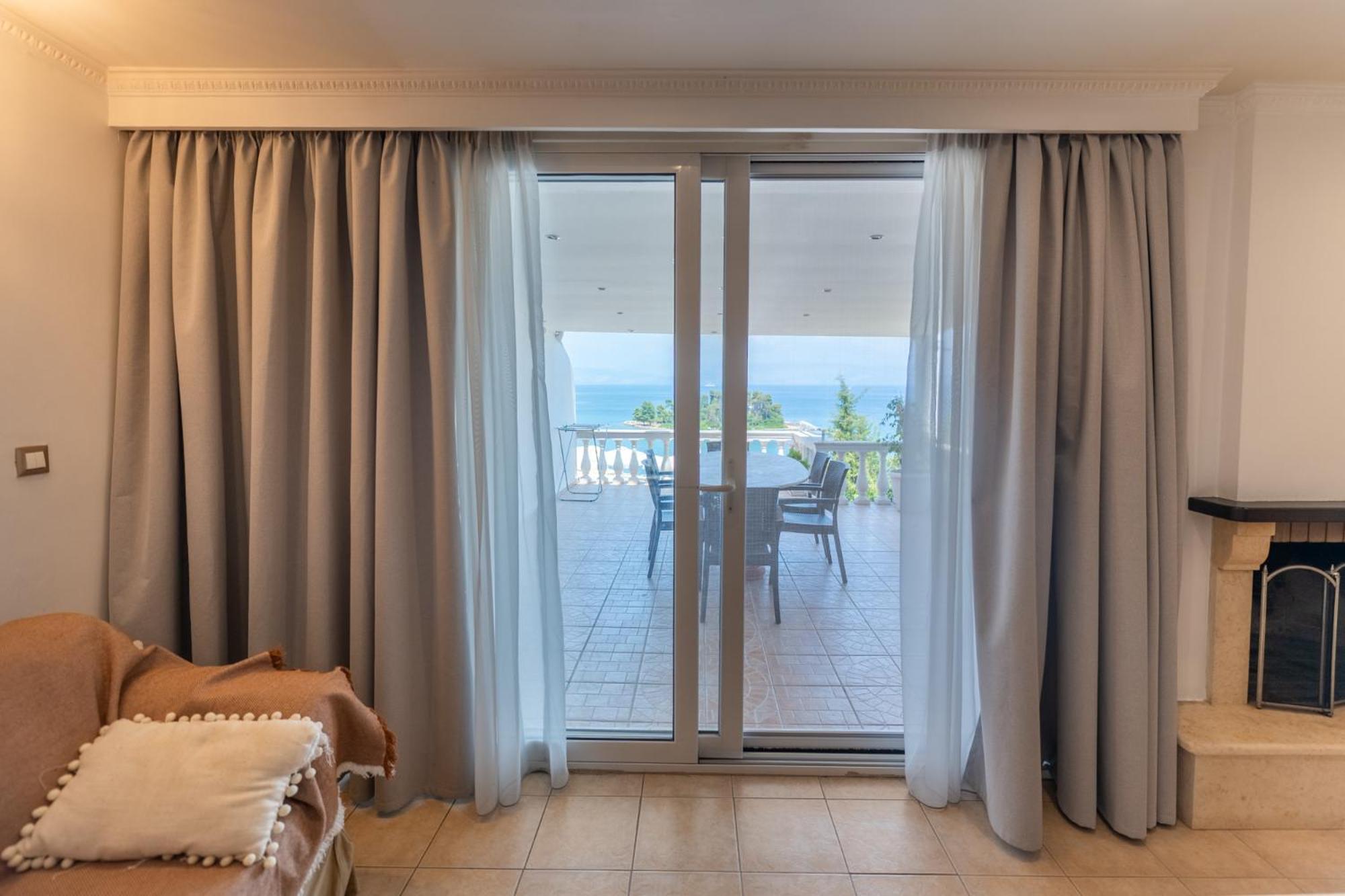 Pontikonisi & Hotel Perama (Corfu)